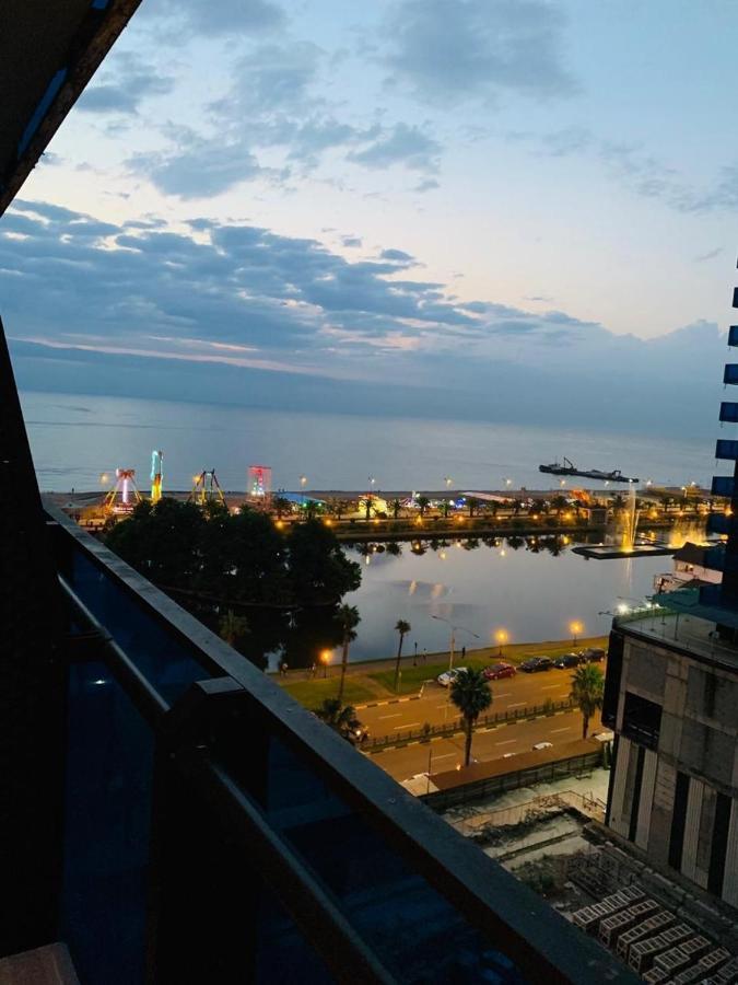 Orbi City Luxury Suit Batumi Exterior foto